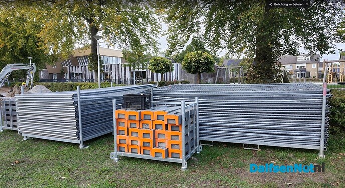 Kruising Wilhelminastraat – Brethouwerstraat; de laatste steen is gelegd