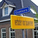 De laatste hand aan de Esakkers De laatste hand aan de Esakkers