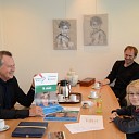 Winnaar Sem (10) mocht prijs ophalen bij burgemeester Winnaar Sem (10) mocht prijs ophalen bij burgemeester