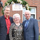 Echtpaar Borger-Hoekerswever 60 jaar getrouwd Echtpaar Borger-Hoekerswever 60 jaar getrouwd