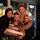 Felicitatiekaarten brengen €2014 op voor glazen huis