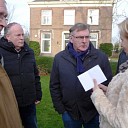 Aanbieden bedrag  verkoop kerstbomen Hospice