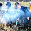 Paasvuur Oudleusen in de brand. Paasvuur Oudleusen in de brand.