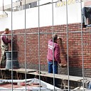 Woningen schieten uit de grond Woningen schieten uit de grond