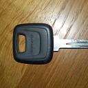 Volvo auto sleutel gevonden ter weer terug bij eigenaar.