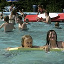 Gemeentelijke zwembaden langer open Gemeentelijke zwembaden langer open