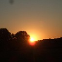 Een zonnige, maar koude vroege zondagmorgen. Een zonnige, maar koude vroege zondagmorgen.