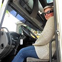 Prachtig: vrouw achter stuur vrachtwagen! Prachtig: vrouw achter stuur vrachtwagen!