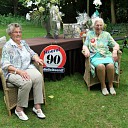 Wel uniek: Een tweeling van 90 jaar Wel uniek: Een tweeling van 90 jaar