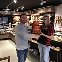 Bakker v.d. Most neemt bedrijf Taartentoren over Bakker v.d. Most neemt bedrijf Taartentoren over