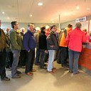 Ambtenaren: zweten achter de balie Ambtenaren: zweten achter de balie