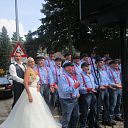 De Stuwzangers wat verder het land in