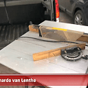 Na de brand overladen met gereedschap Na de brand overladen met gereedschap
