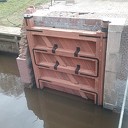 Nieuwe sluisdeuren zijn geplaatst Nieuwe sluisdeuren zijn geplaatst