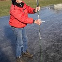 IJsbaan Lemelerveld: weer 2 cm ijsaangroei IJsbaan Lemelerveld: weer 2 cm ijsaangroei