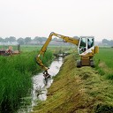 Waterschap maait eerder door warm weer Waterschap maait eerder door warm weer