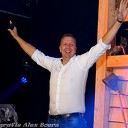De koning der piraten maakt het feest compleet. De koning der piraten maakt het feest compleet.