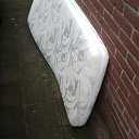 Matras naast huis gelegd Matras naast huis gelegd