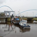 Nieuwe palen voor geleidewerk bij de brug Nieuwe palen voor geleidewerk bij de brug