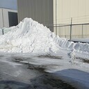 Sneeuw langs de weg